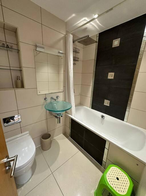Two Br Flat 5 Mins Walk From London Eye G96 Lägenhet Exteriör bild